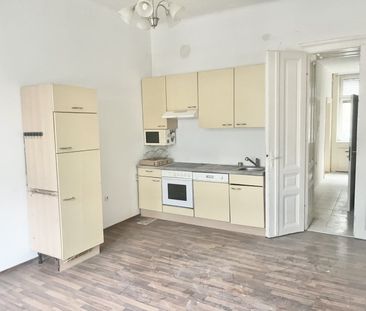 2. Stock - Sanierungsbedürftige Wohnung Nähe Augarten - Unbefristet... - Photo 1