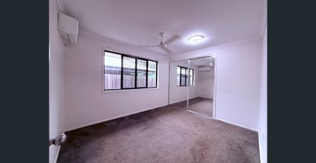 Spacious 4-Bedroom Home in West Gladstone - Photo 4