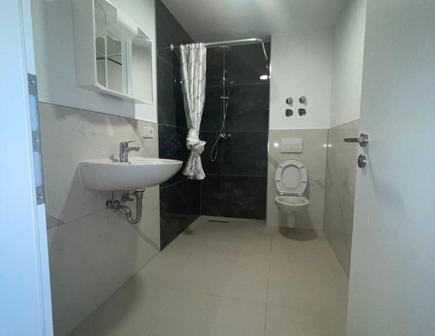 Moderne 1,5 Zimmerwohnung mit EBK in Frickhofen - Foto 1