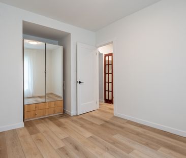 $1,899 / 3 br / 1 ba / 41 Burlington St E unit 1 - Photo 5