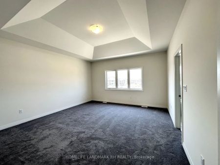 Property For Lease | E9030437 - Photo 5