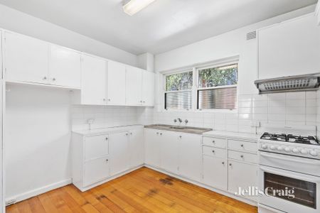 8/195 Brighton Road, Elwood - Photo 2