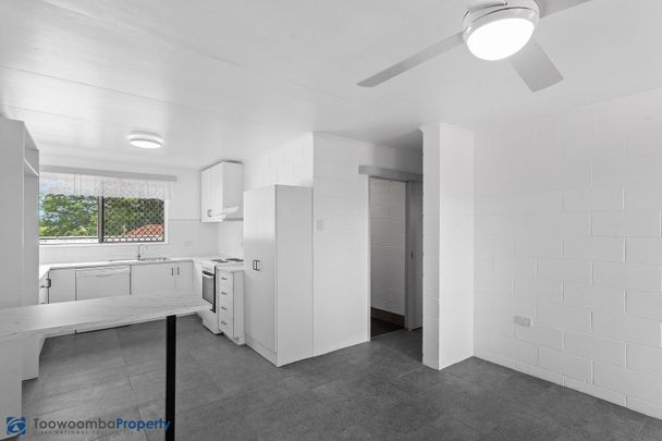 2/11 Tame Street, 4350, South Toowoomba Qld - Photo 1