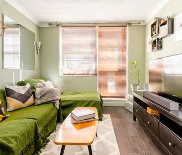 2 Bed Maisonette, Reginald Road, SE8 - Photo 3