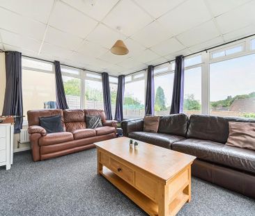 8 bedroom semi-detached house to rent - Photo 1