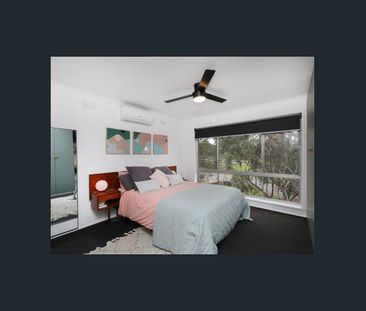 Elevated style on the edge of the village - Photo 4