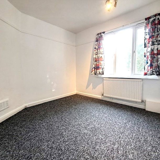Cedar Grove, Ealing, W5 4AS - Photo 1
