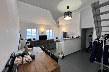 Appartement F3 duplex à louer à TOURNON SUR RHONE - Photo 5