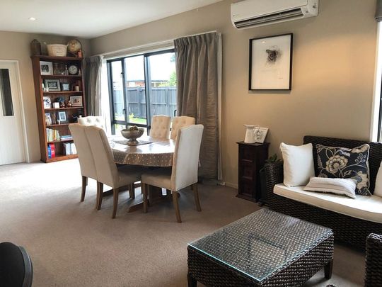 Looking for a warm home for this winter? - Photo 1