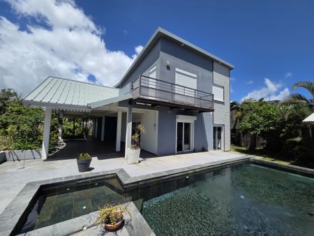 Location Maison 7 pièces 183m² ST ANDRE 97440 - Photo 5