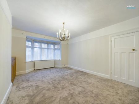 4 bedroom detached house to rent - Photo 4