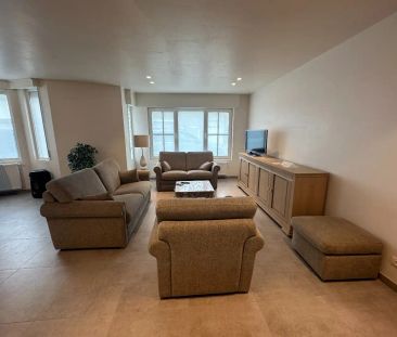 Verrassend ruime woning met 3 ruime slaapkamers en garage - Foto 1