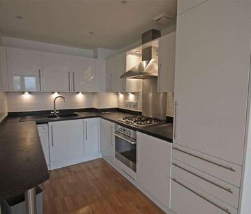 Castle Quay, MK40 - Photo 4