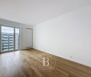Tout savoir sur cet appartement dans le quartier Gros Caillou, à Pa... - Photo 3