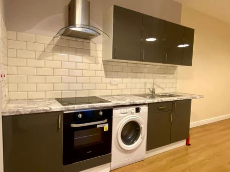 2 bedroom flat to rent - Photo 5