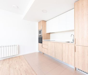 Piso de alquiler en Copenhague, 59, Parque Oeste - Fuente Cisneros - Photo 2