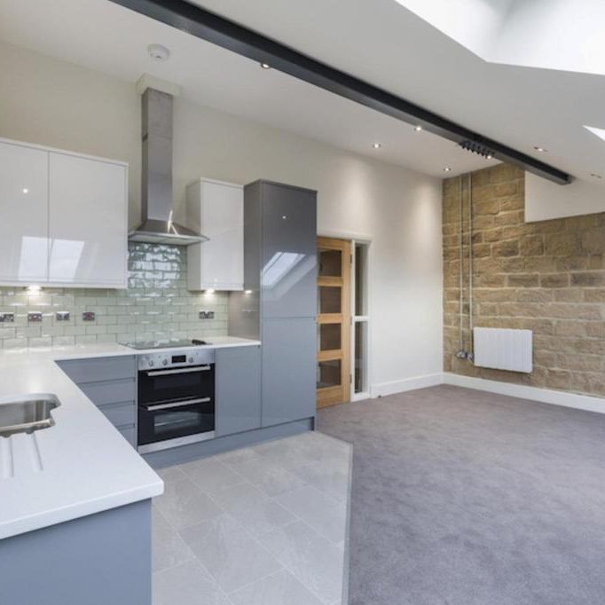 1 bedroom flat to rent - Photo 1