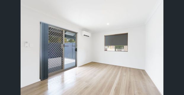 Refurbished Over 55's Unit with Courtyard - Photo 1