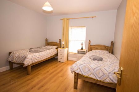 10a Townhall Street, Newtownstewart, BT78 4AX - Photo 2