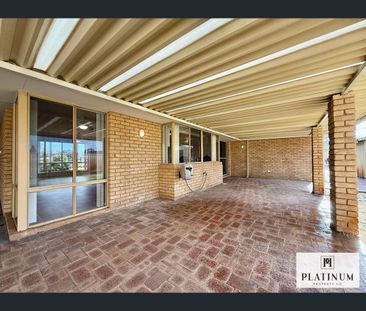 8 Jacaranda Close, Eaton, WA 6232 - Photo 2