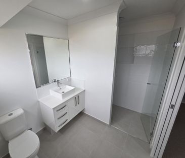 11 Pepperberry Drive, Bakers Creek QLD 4740 - House For Rent | Domain - Photo 5