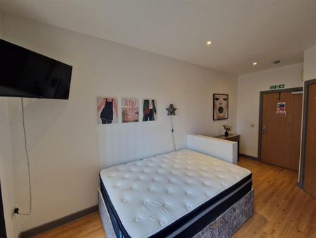 Studio to rent - Photo 3