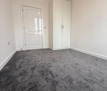 2 Bed Flat, Edwin House, E13 - Photo 5