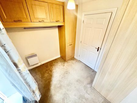 Brook View, Northampton, Grange Park - Photo 4