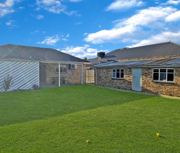 Perfectly Positioned 3-Bedroom Home Sweet Home! - Photo 2