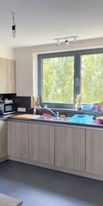 - GENT - Ruim appartement met 3 slpk en balkon - Photo 3