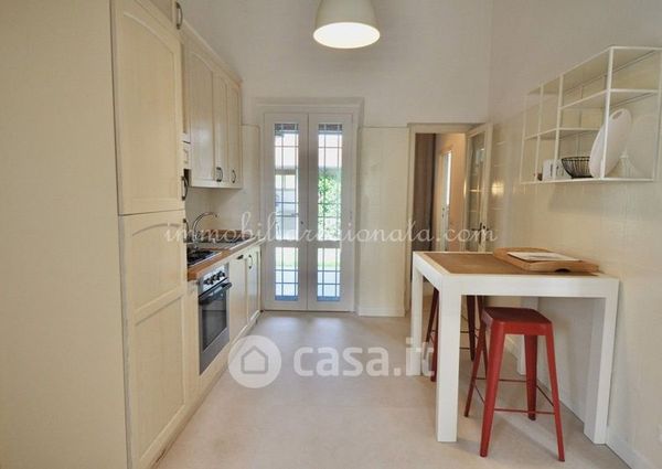 Villa in Affitto in Via Francesco Carrara a Forte dei Marmi