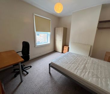 Wolsley Street, Heslington Road - P2081 - Photo 6