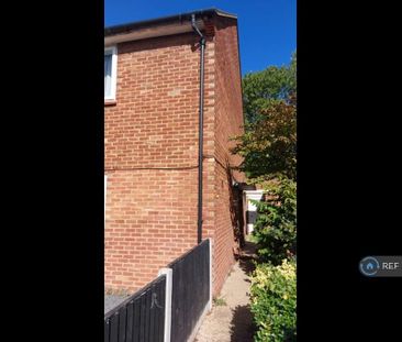 2 bedroom maisonette to rent - Photo 6