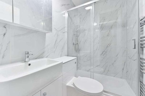 Deeside Road, Tooting, SW17 - Photo 1