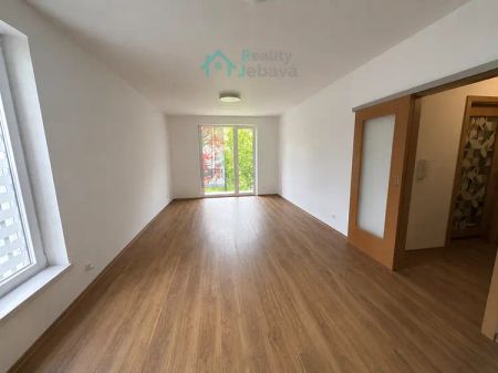 Pronájem, byt 1+kk, 41 m - Fotografie 2