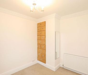 2 bedroom semi-detached house to rent - Photo 4