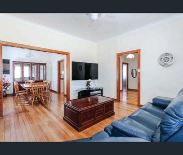 Spacious & Well-Located Home in Blair Athol - Photo 2