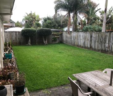 Beachlands, 3 Bedroom in Original Beachlands - Photo 1