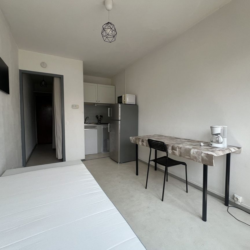 Location Appartement 1 pièce 16m² CLERMONT FERRAND 63100 - Photo 1