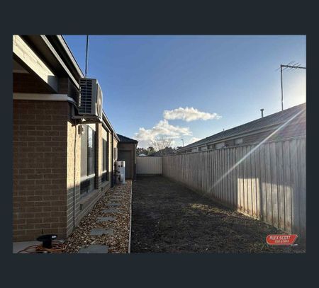 15 Papley Avenue, Lang Lang, Vic 3984 - Photo 3
