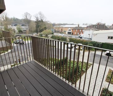Frogmore Avenue, Watford - Photo 1