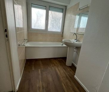 Location Appartement 2 pièces 49m² COGNAC 16100 - Photo 2