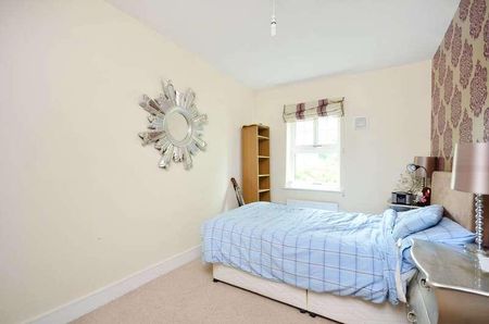 Golden Manor, Hanwell, W7 - Photo 5