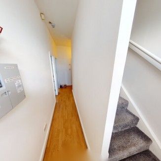 5 Bed - Sackville Street, Woodhouse, Leeds - Photo 1