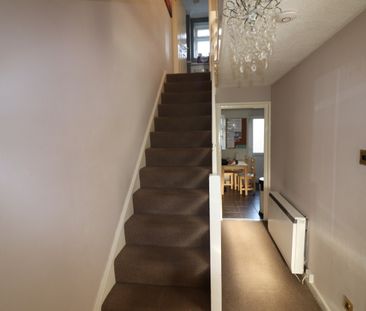 Room 2, Witham, CM8 - Photo 2