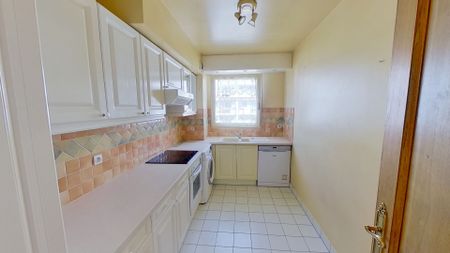 Location Appartement 3 pièces 69m² - Photo 5