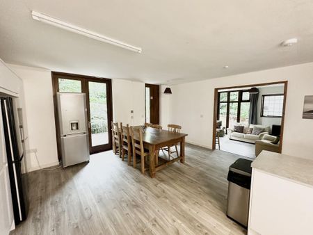 6 bedroom chalet to rent - Photo 4