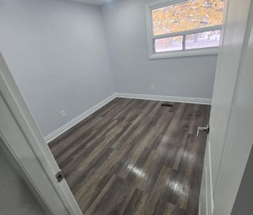 For Lease - 21 Moore Street Unit# Upper, Brampton, Ontario - Photo 2