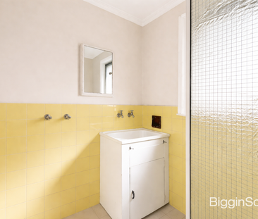 Charming One-Bedroom Unit in a Quiet Mentone Locale - Photo 2