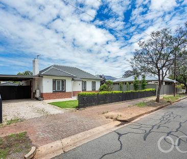 Open the Door to Light, Comfort & Everyday Convenience - Photo 1